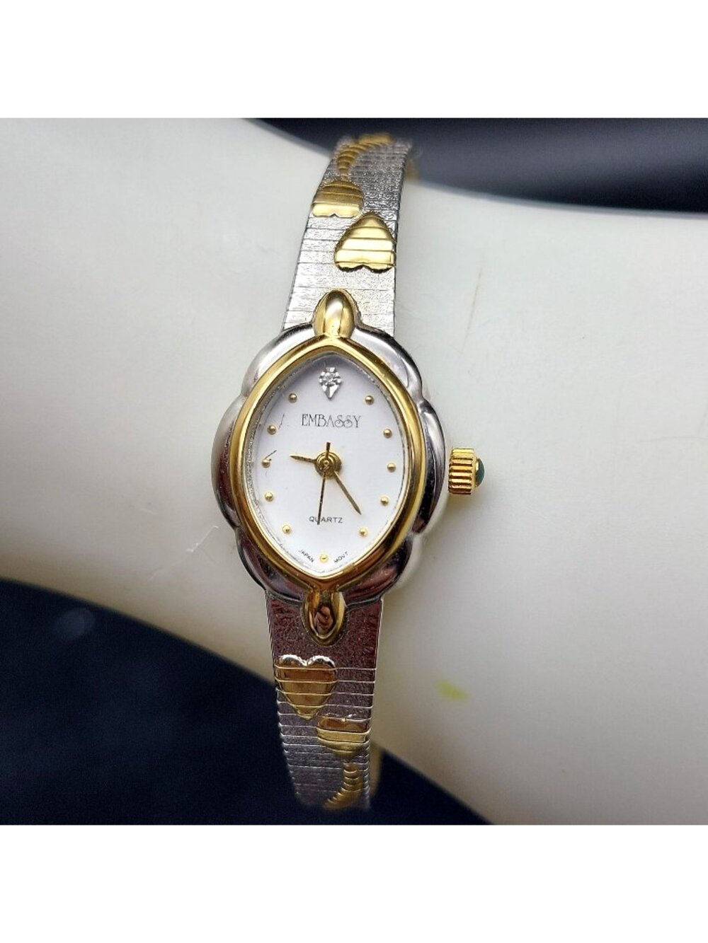 Embassy MBS012 Women's Quartz Bangle Watch 2-Tone New Battery Works Japan